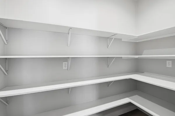 $714,900 | 2712 Creekwood Circle, Green Bay, WI 54311