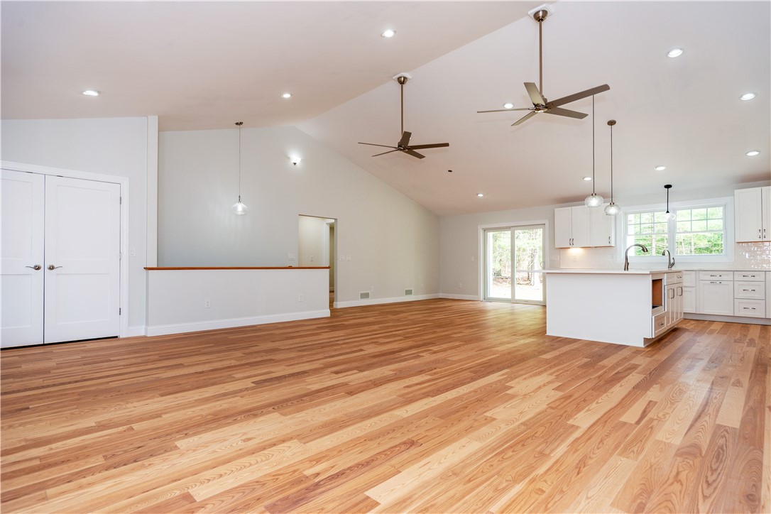 501 Hope Furnace Road Coventry, RI 02831 - Photo 15 of 50
