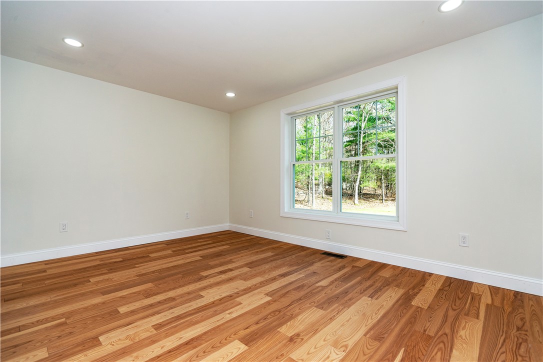 501 Hope Furnace Road Coventry, RI 02831 - Photo 23 of 50