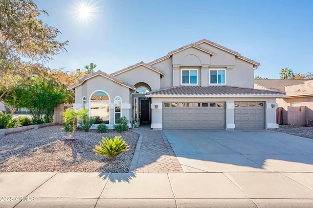 $739,900 | 3951 East Cullumber Street, Gilbert, AZ 85234