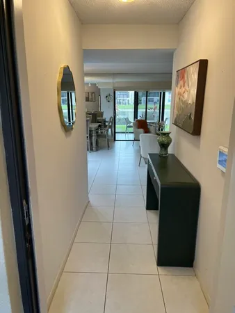 $3,000 | 10447 South Circle Lake Drive, Unit 101, Boynton Beach, FL 33437