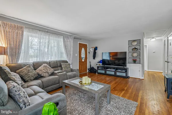 $599,999 | 10128 Dallas Avenue, Silver Spring, MD 20901