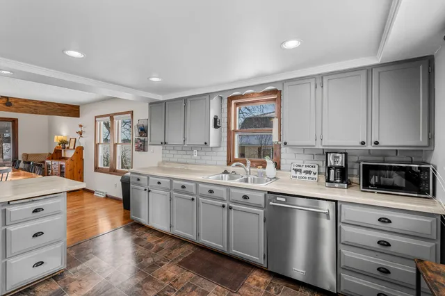 $450,000 | 1011 Van Dyke Road Northwest, Alexandria, MN 56308