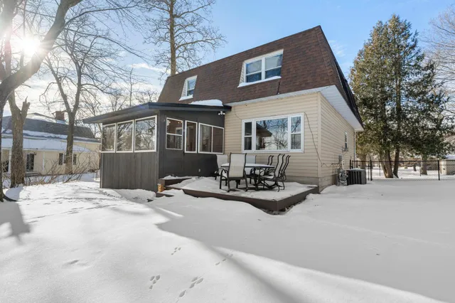 $450,000 | 1011 Van Dyke Road Northwest, Alexandria, MN 56308