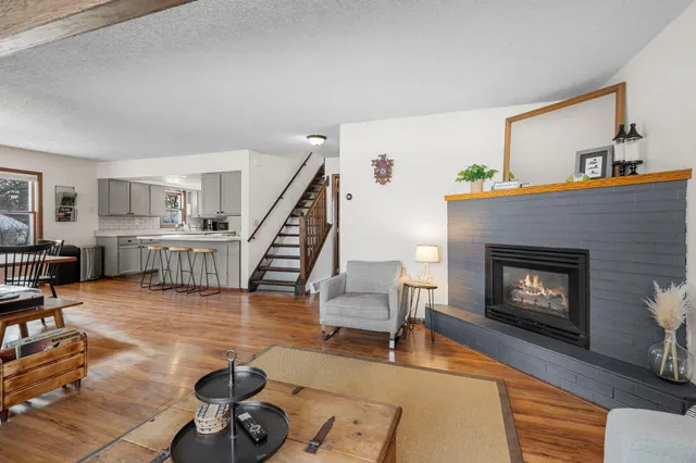 $450,000 | 1011 Van Dyke Road Northwest, Alexandria, MN 56308