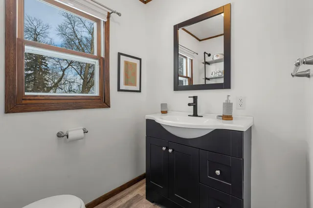 $450,000 | 1011 Van Dyke Road Northwest, Alexandria, MN 56308