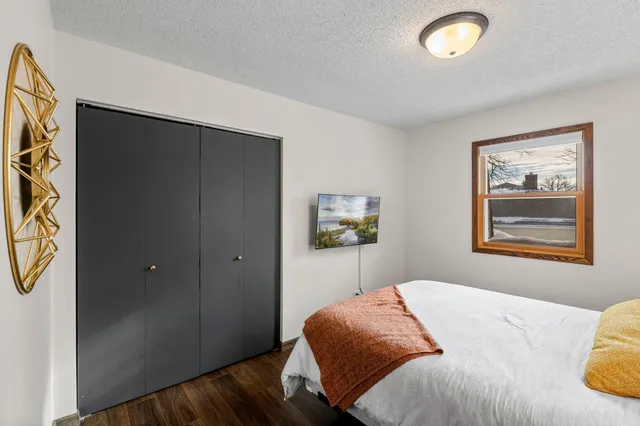 $450,000 | 1011 Van Dyke Road Northwest, Alexandria, MN 56308