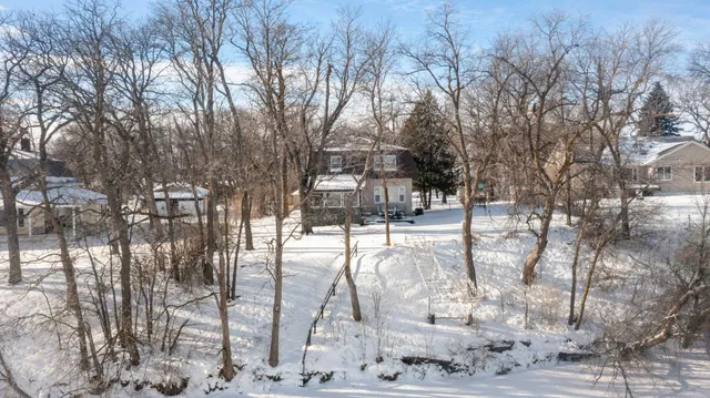 $450,000 | 1011 Van Dyke Road Northwest, Alexandria, MN 56308