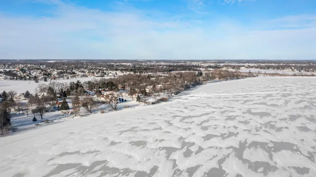 $450,000 | 1011 Van Dyke Road Northwest, Alexandria, MN 56308