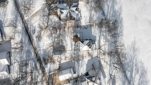 $450,000 | 1011 Van Dyke Road Northwest, Alexandria, MN 56308