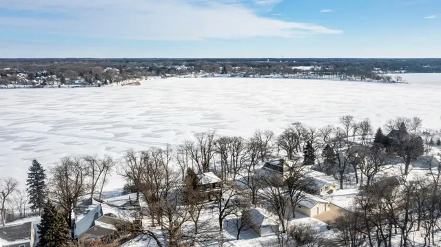 $450,000 | 1011 Van Dyke Road Northwest, Alexandria, MN 56308