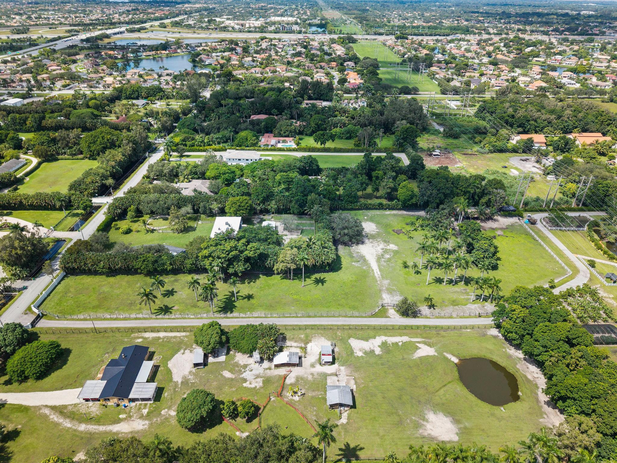 14501 Mustang Trail Southwest Ranches, FL 33330 - Photo 4 of 12 Photo 4