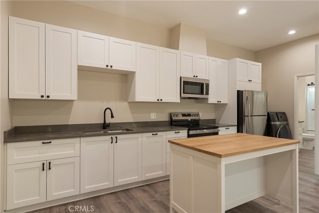 1732 East Ruddock Street Covina, CA 91724 - Photo 4 of 20