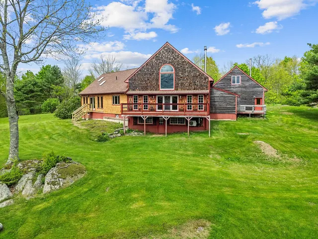 $628,900 | 308 Prescott Hill Road, Liberty, ME 04949