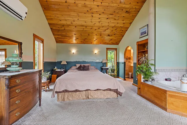 $628,900 | 308 Prescott Hill Road, Liberty, ME 04949