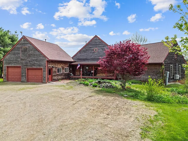 $628,900 | 308 Prescott Hill Road, Liberty, ME 04949