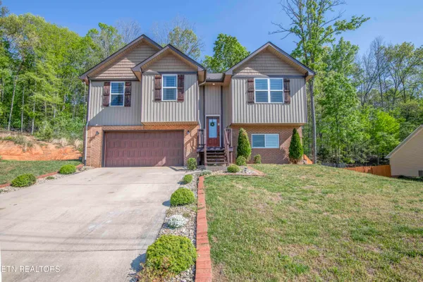 $399,000 | 320 Signet Lane, Maynardville, TN 37807