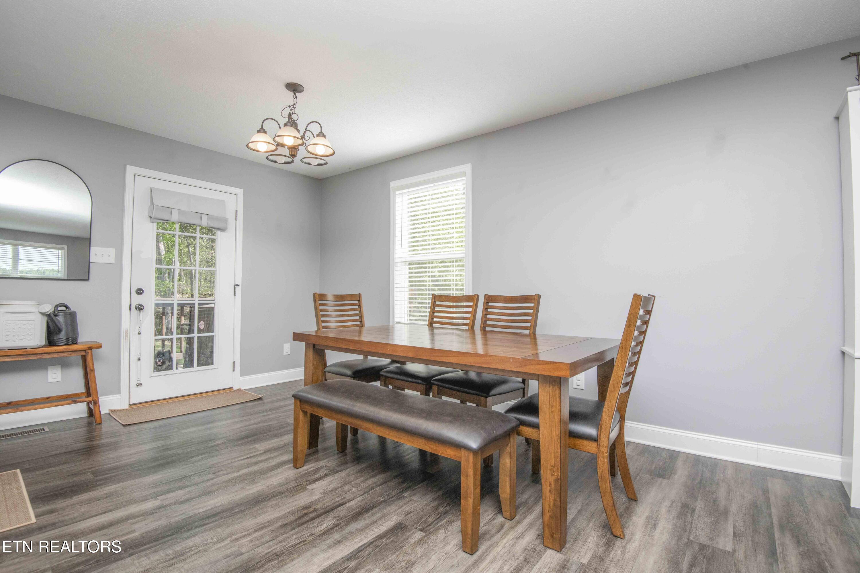 320 Signet Lane Maynardville, TN 37807 - Photo 17 of 51 dining 2_1