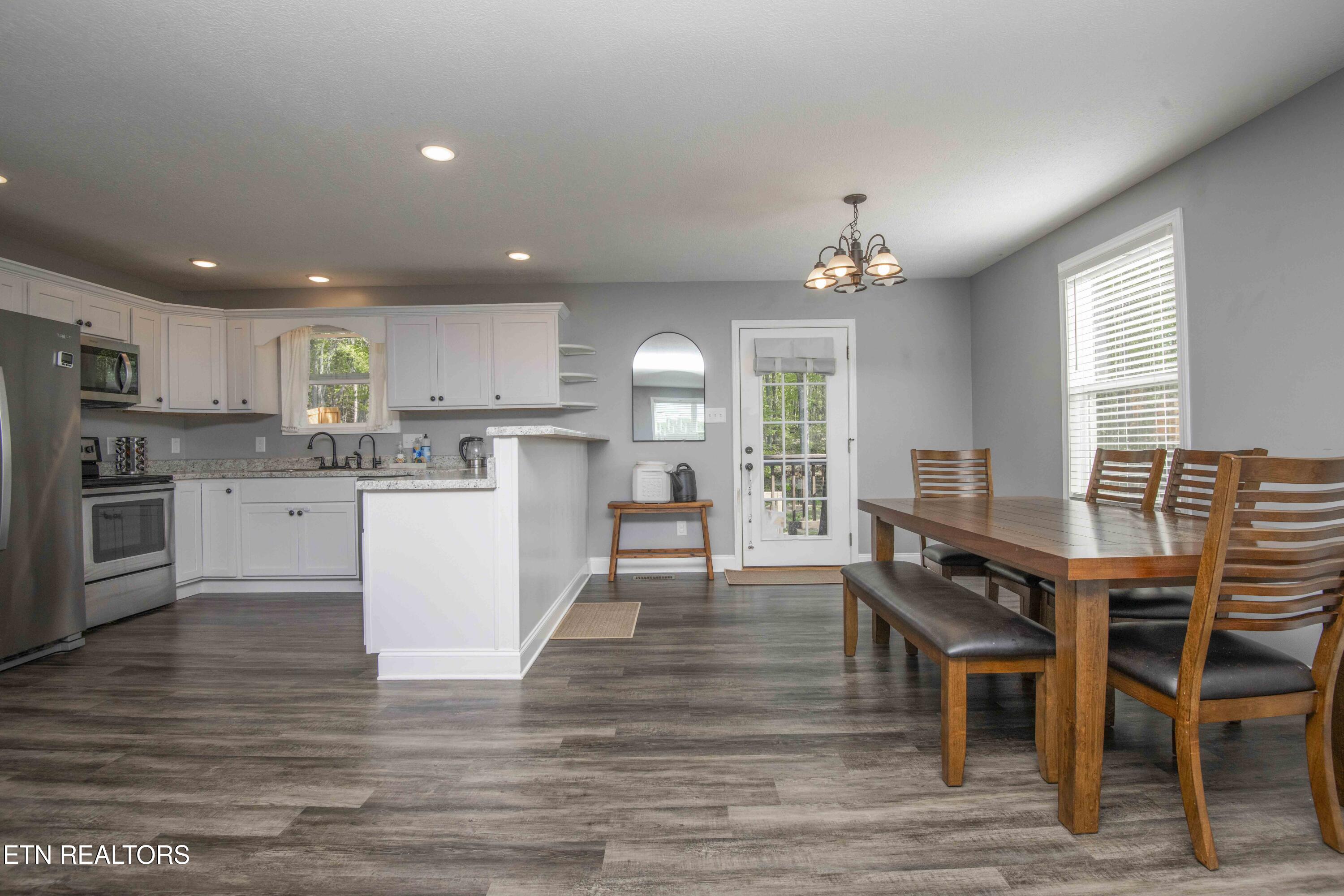 320 Signet Lane Maynardville, TN 37807 - Photo 18 of 51 dining 3_1