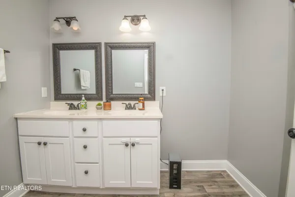 $399,000 | 320 Signet Lane, Maynardville, TN 37807