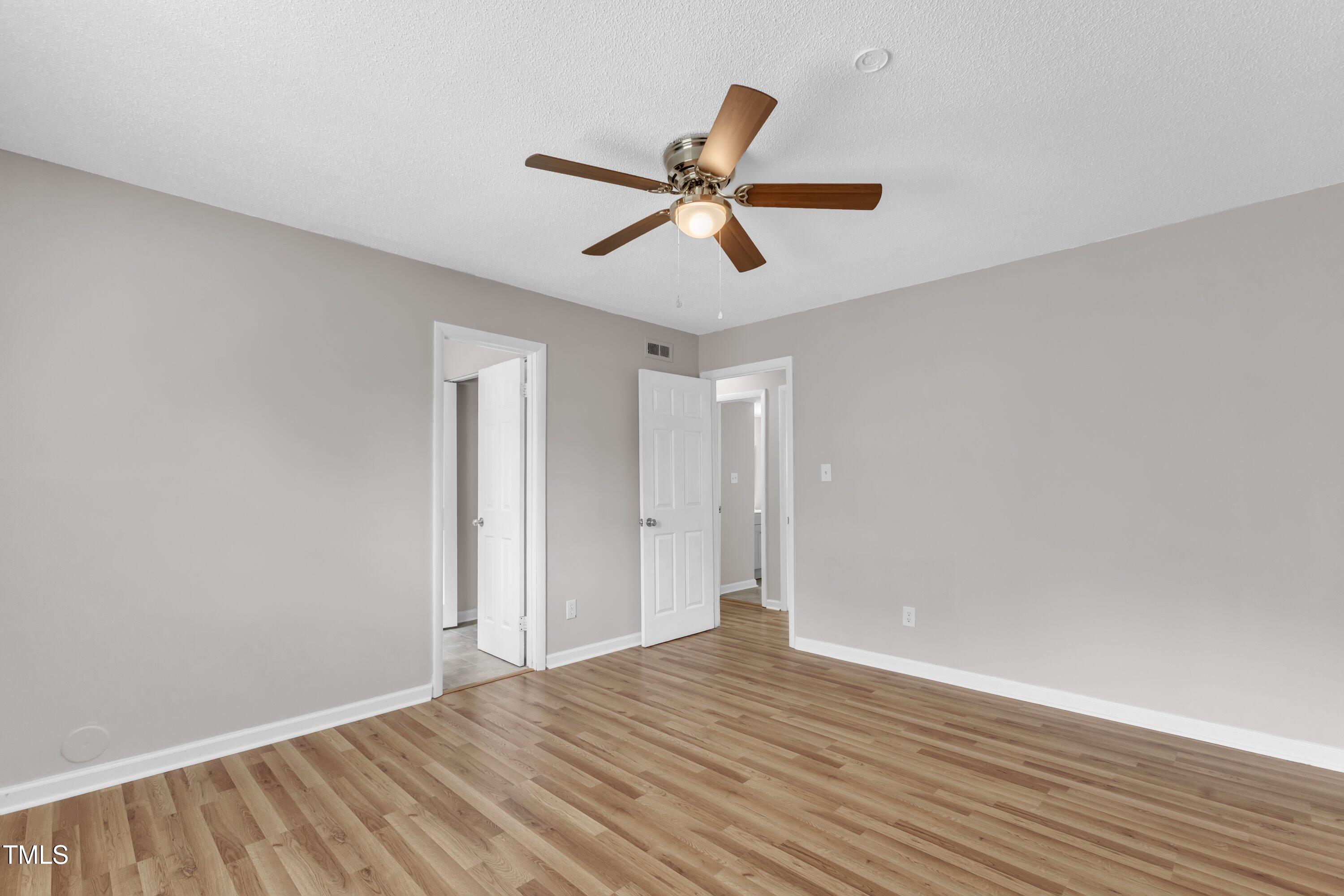 5602 Falls Of Neuse Road, Unit E Raleigh, NC 27609 - Photo 24 of 37 24-5602 Falls of Neuse Rd Unit E-18