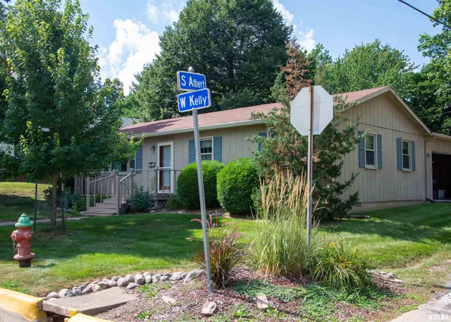 $105,000 | 404 West Kelly Street, Macomb, IL 61455