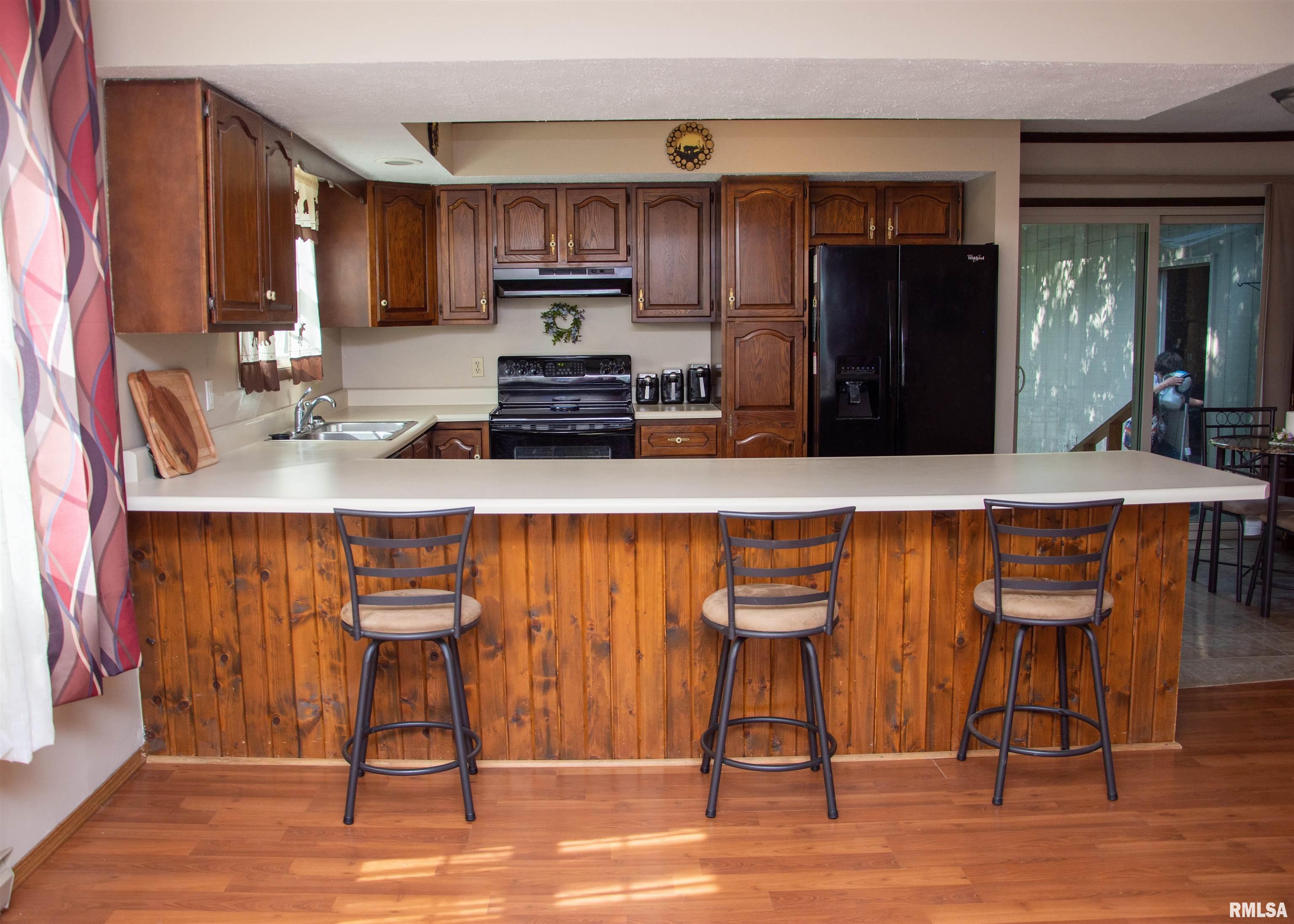 404 West Kelly Street Macomb, IL 61455 - Photo 11 of 25