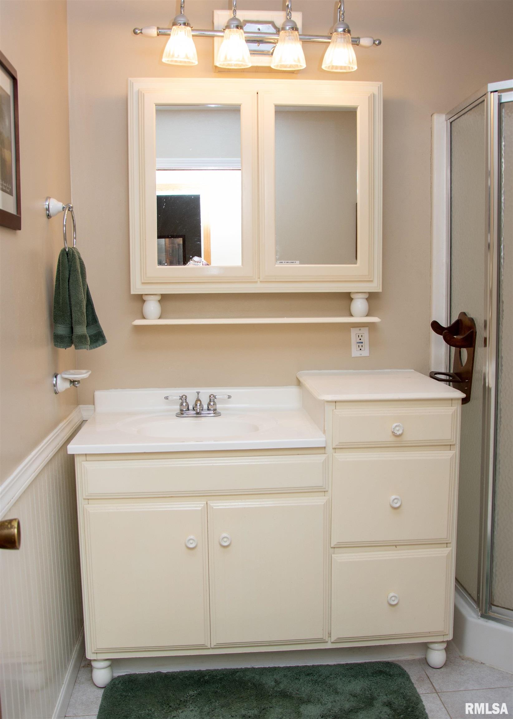 404 West Kelly Street Macomb, IL 61455 - Photo 18 of 25