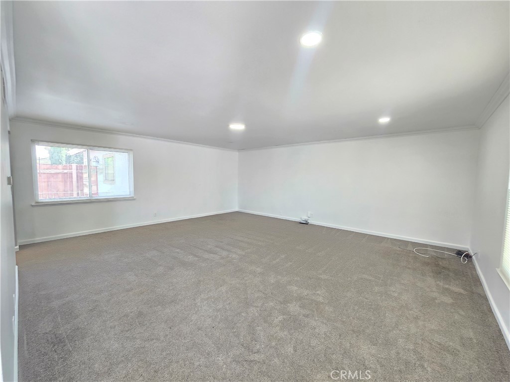 45114 16th Street West Lancaster, CA 93534 - Photo 6 of 13