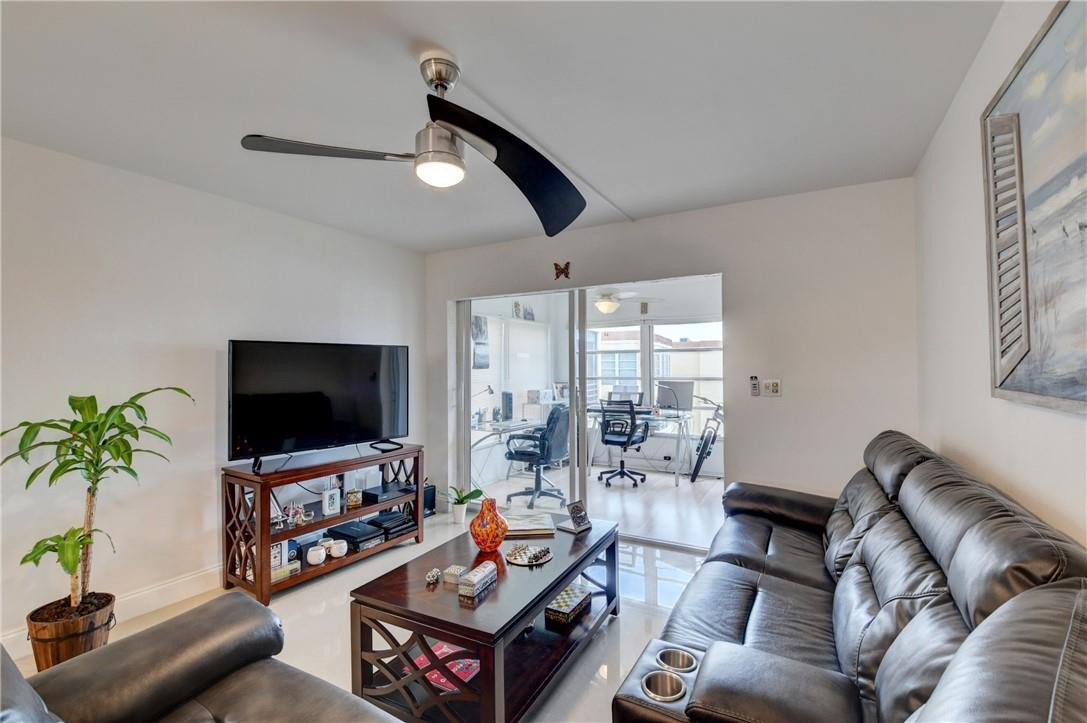 9273 Southwest 8th Street, Unit 407 Boca Raton, FL 33428 - Photo 13 of 38 Photo 13