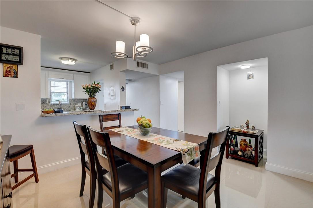 9273 Southwest 8th Street, Unit 407 Boca Raton, FL 33428 - Photo 9 of 38 Photo 9