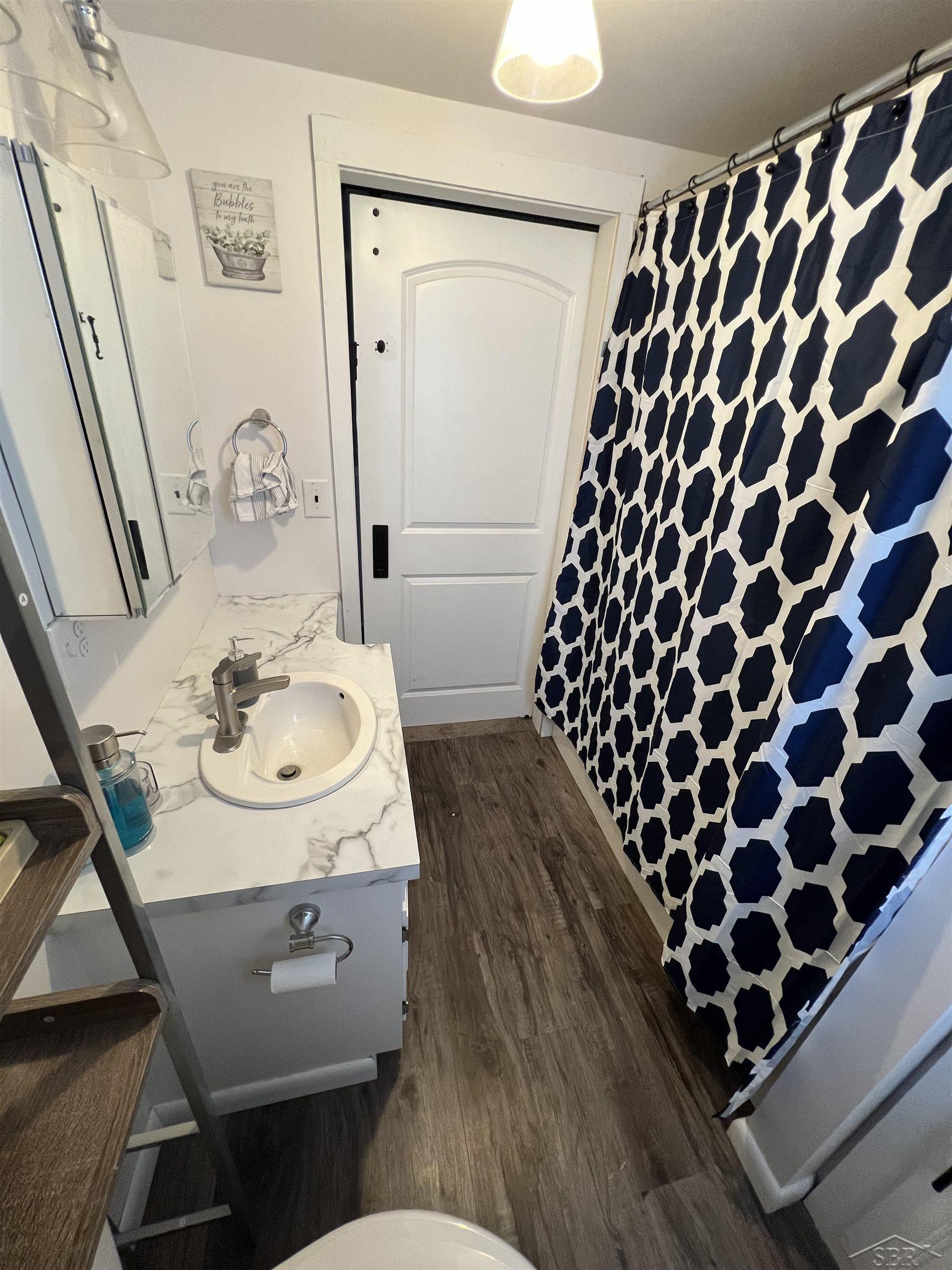 1606 North Center Road Saginaw, MI 48638 - Photo 9 of 9 50108034-8.JPG