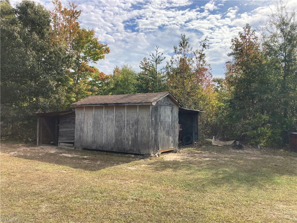 6743 Holts Store Road Julian, NC 27283 - Photo 8 of 27 Gallery Image 8