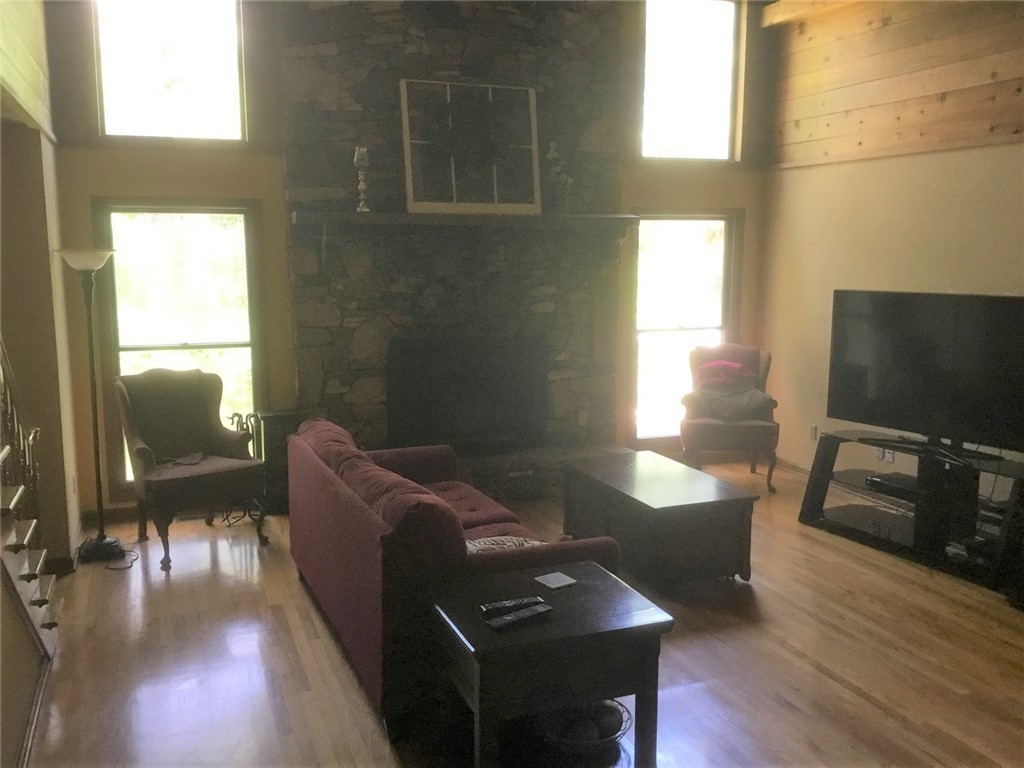 805 Jones Mill Road Central, SC 29630 - Photo 3 of 30