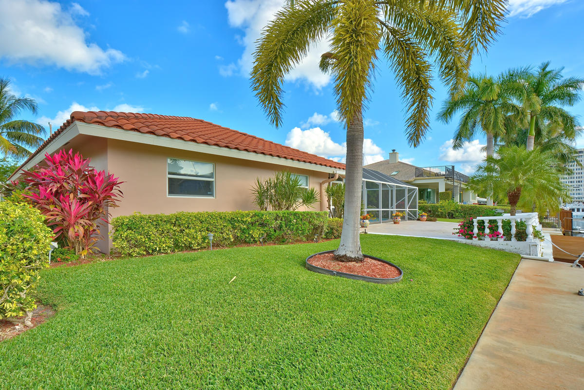 844 Forsyth Street Boca Raton, FL 33487 - Photo 26 of 26 House from sw corner of lot