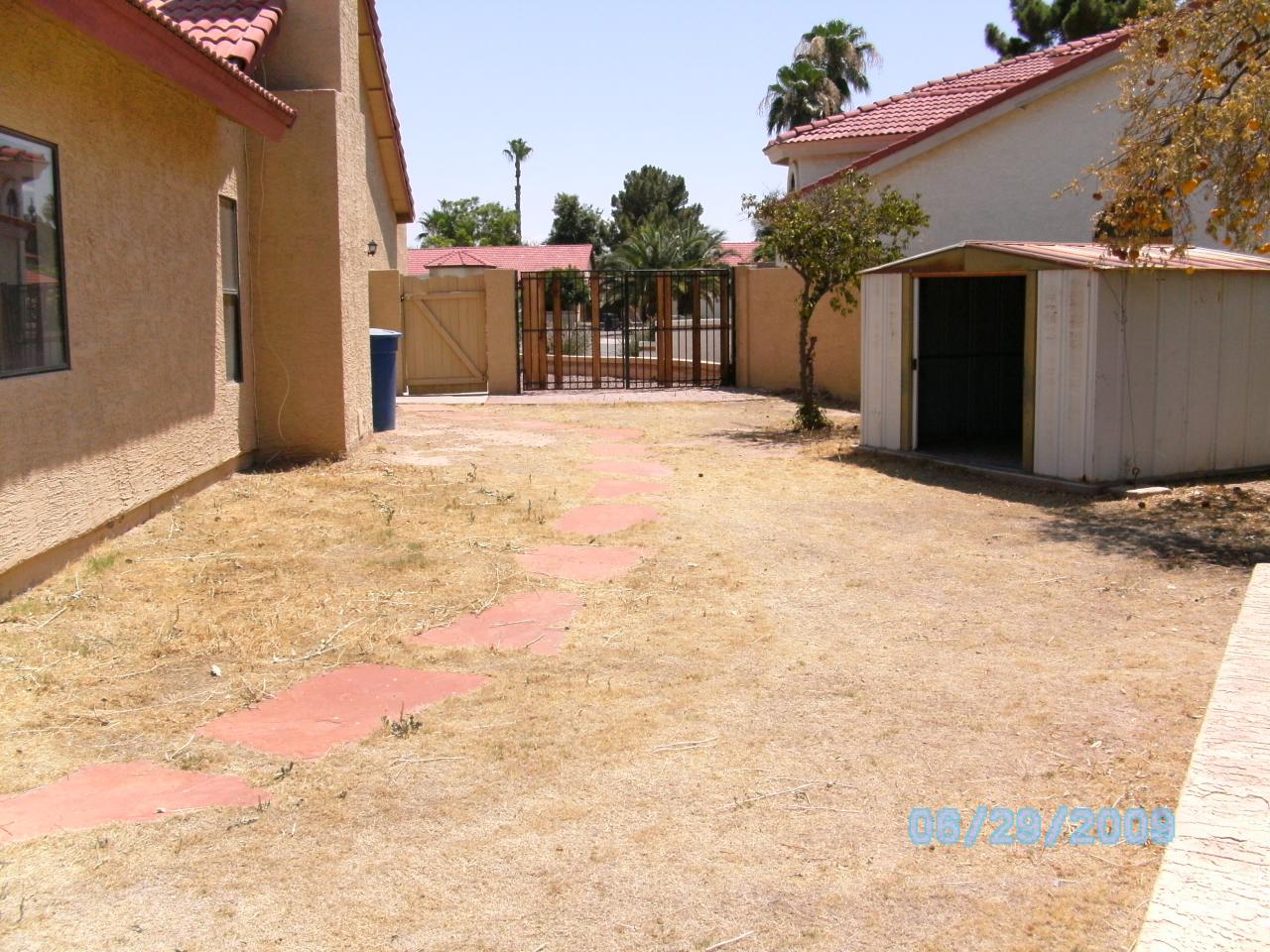 4144 West Post Road Chandler, AZ 85226 - Photo 8 of 8 Side Yard (Left)
