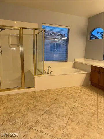 $2,995 | 39 Sully Creek Court, Las Vegas, NV 89148