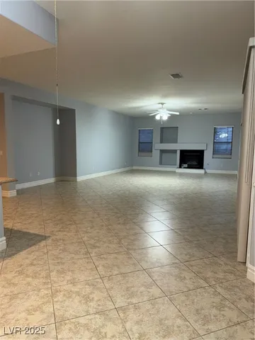 $2,995 | 39 Sully Creek Court, Las Vegas, NV 89148