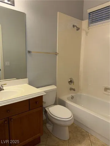 $2,995 | 39 Sully Creek Court, Las Vegas, NV 89148