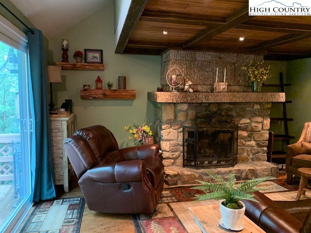 149 Slope View Road, Unit B7 Sugar Mountain, NC 28604 - Photo 9 of 37 Gallery Image 9