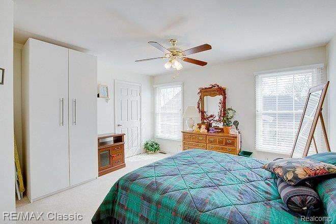 19088 Wayne Road Livonia, MI 48152 - Photo 20 of 25 Bedroom 2