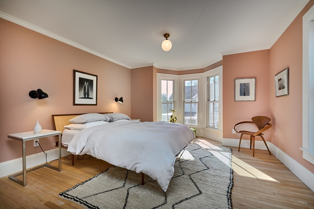 22 Lilly Street Northampton, MA 01062 - Photo 15 of 33