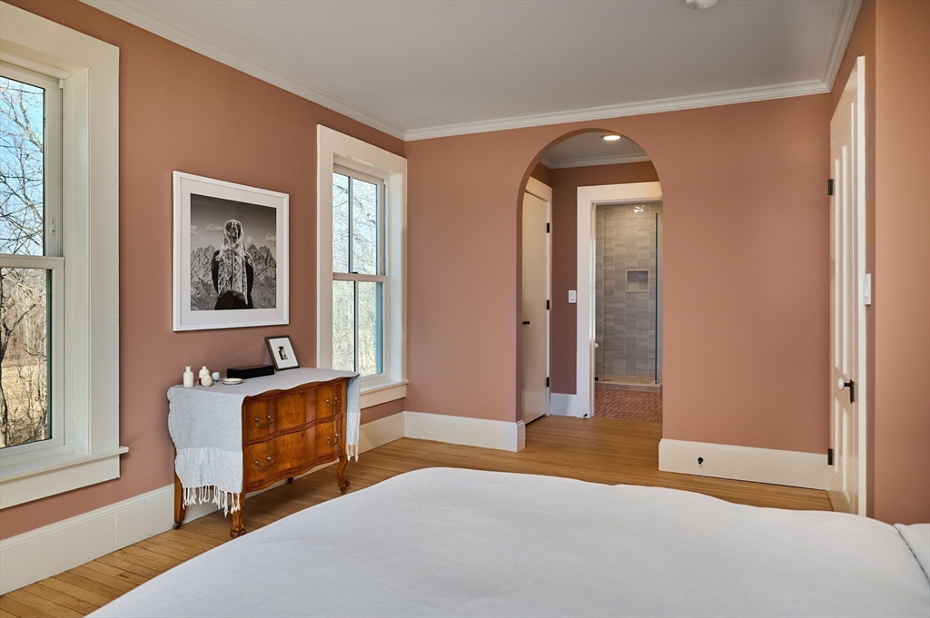 22 Lilly Street Northampton, MA 01062 - Photo 16 of 33