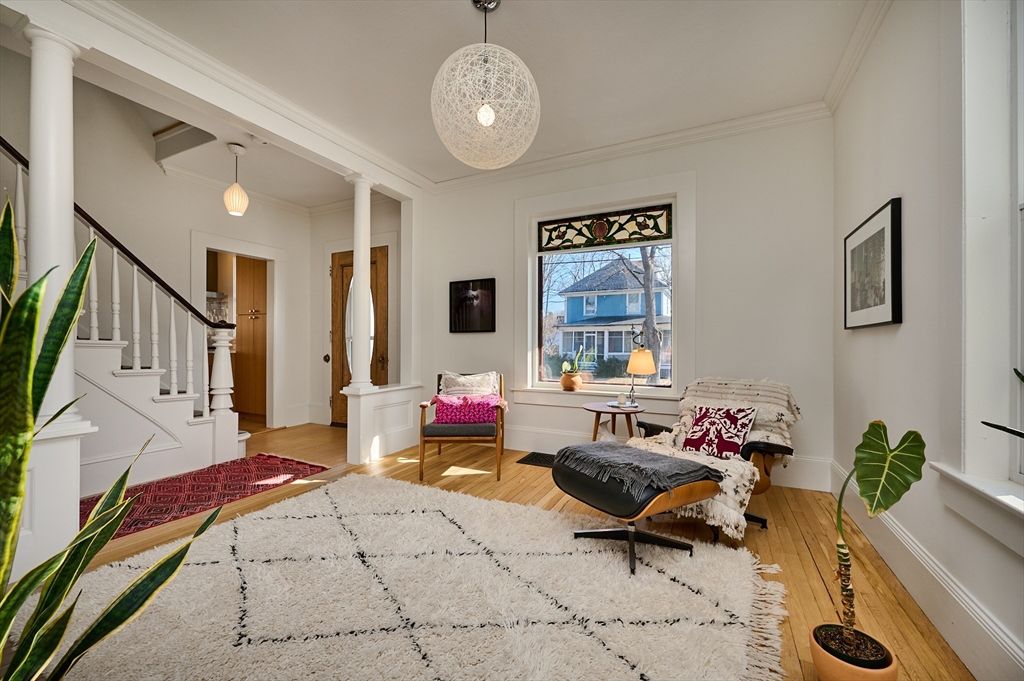 22 Lilly Street Northampton, MA 01062 - Photo 4 of 33