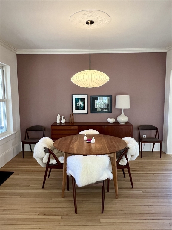 22 Lilly Street Northampton, MA 01062 - Photo 7 of 33