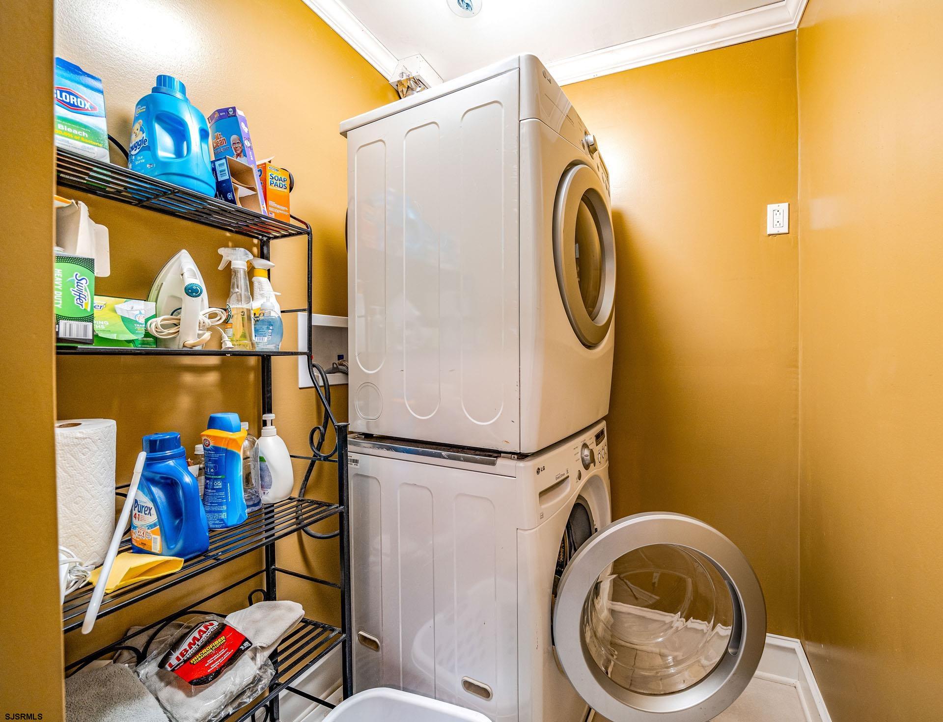 321 Central Avenue Ocean City, NJ 08226 - Photo 30 of 61 a utility room with dryer and washer