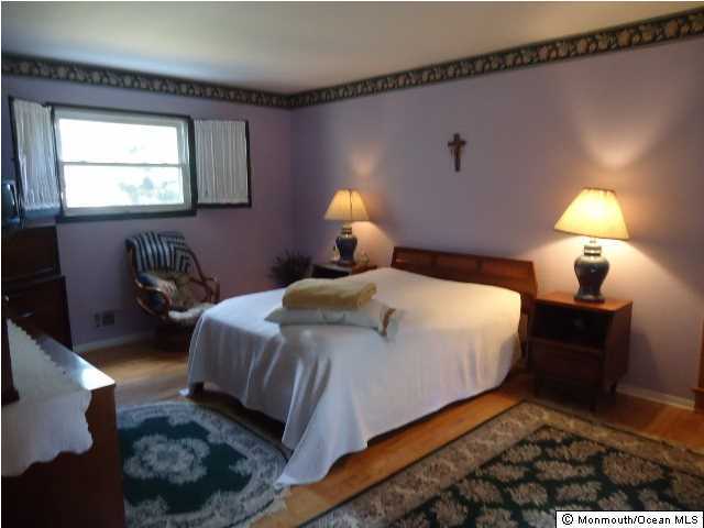 27 Tralee Road Hazlet, NJ 07730 - Photo 15 of 16 Additional Photo