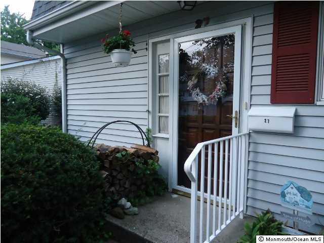 27 Tralee Road Hazlet, NJ 07730 - Photo 3 of 16 Additional Photo
