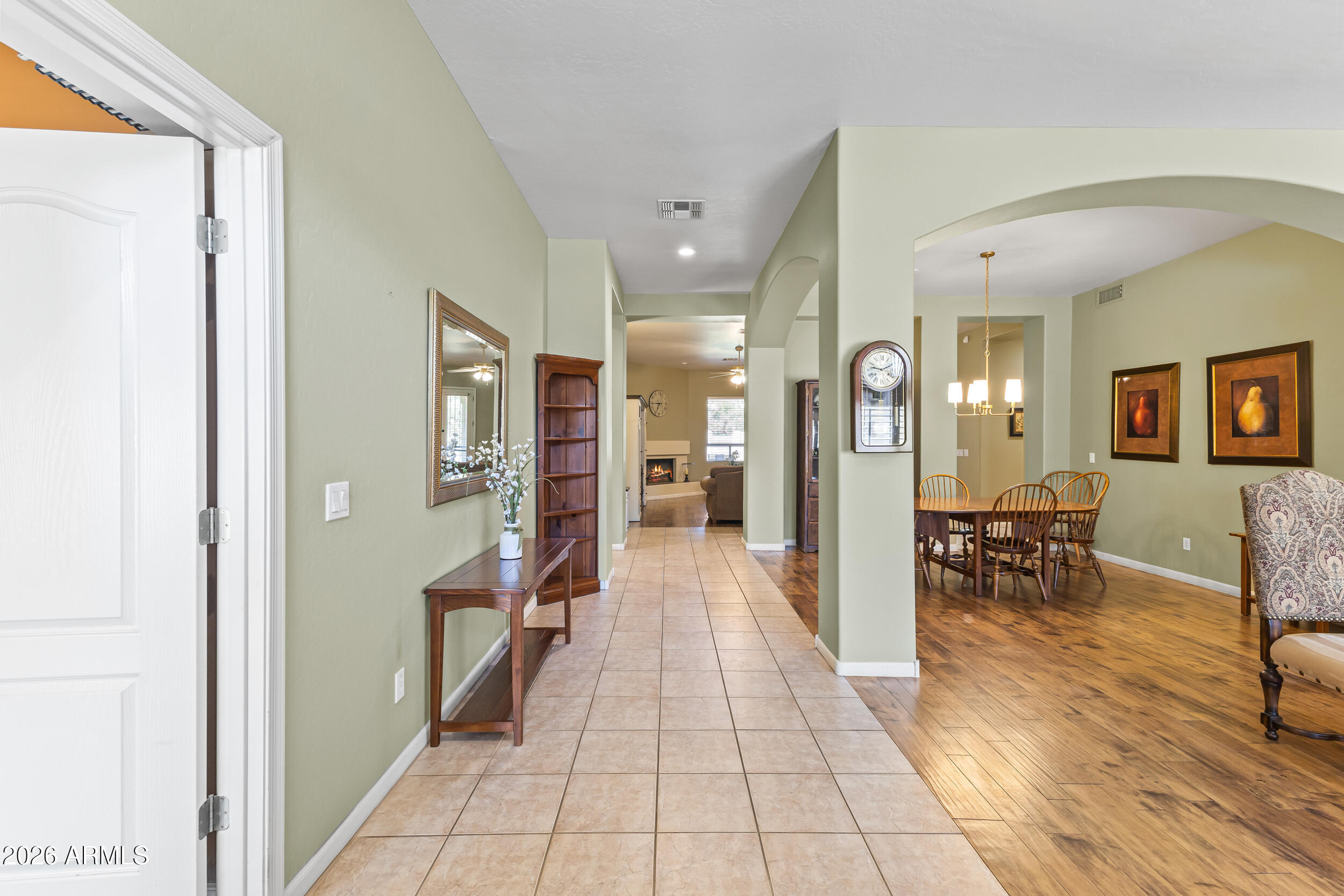 584 South Granite Street Gilbert, AZ 85296 - Photo 10 of 49 10_10