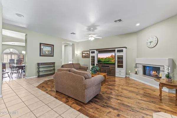 $965,000 | 584 South Granite Street, Gilbert, AZ 85296